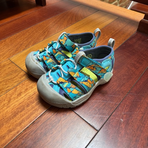 Keen Toddler Newport H2 Sandals - Size 6 - Picture 1 of 13